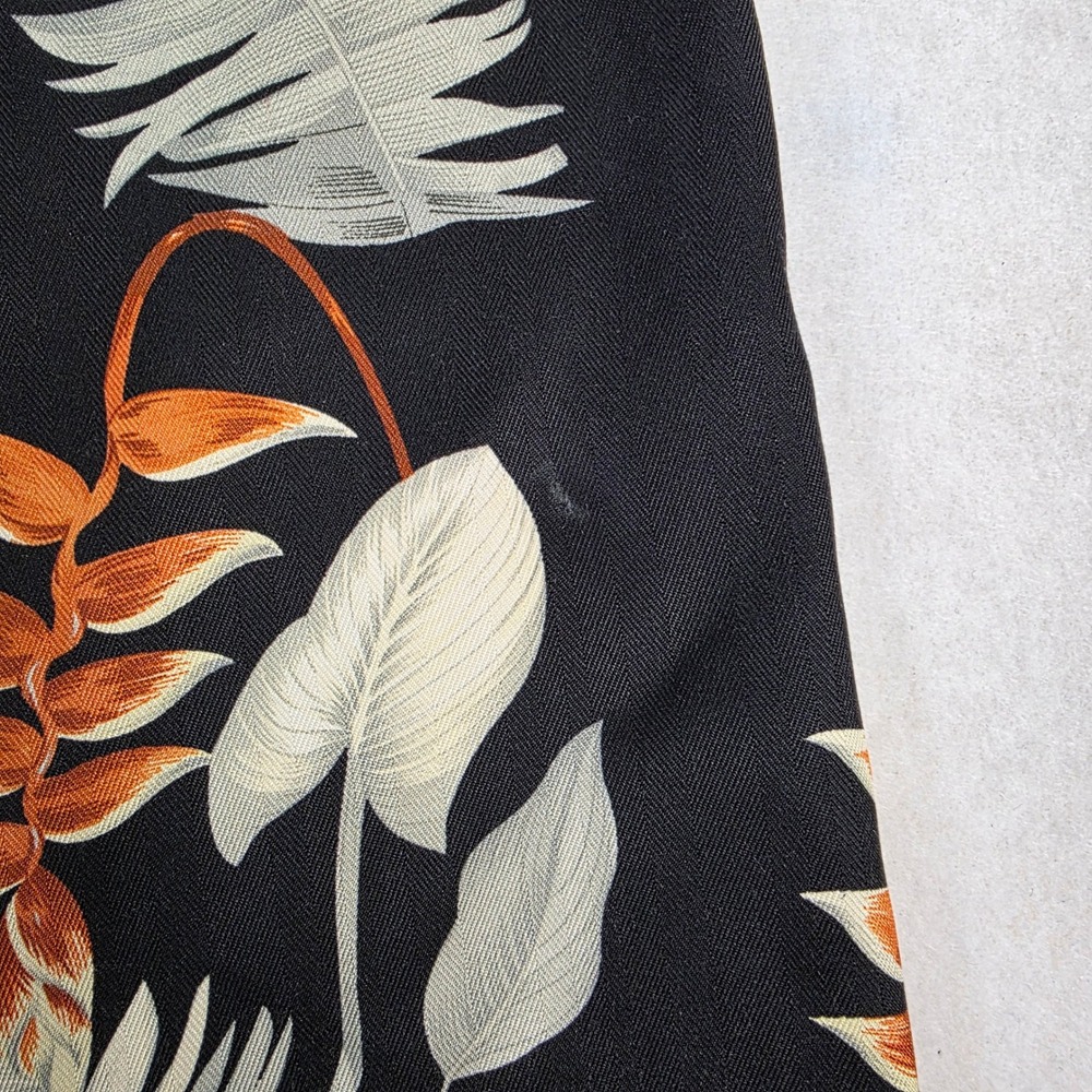 Tommy Bahama Mens XL Silk Camp Shirt Black Tropical Leaf Floral Button Down 100% - Picture 6 of 8